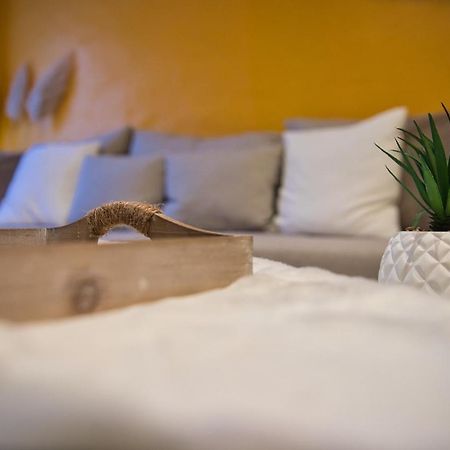 Chill Home : Appartement Cocooning Avec Jacuzzi Grandson エクステリア 写真